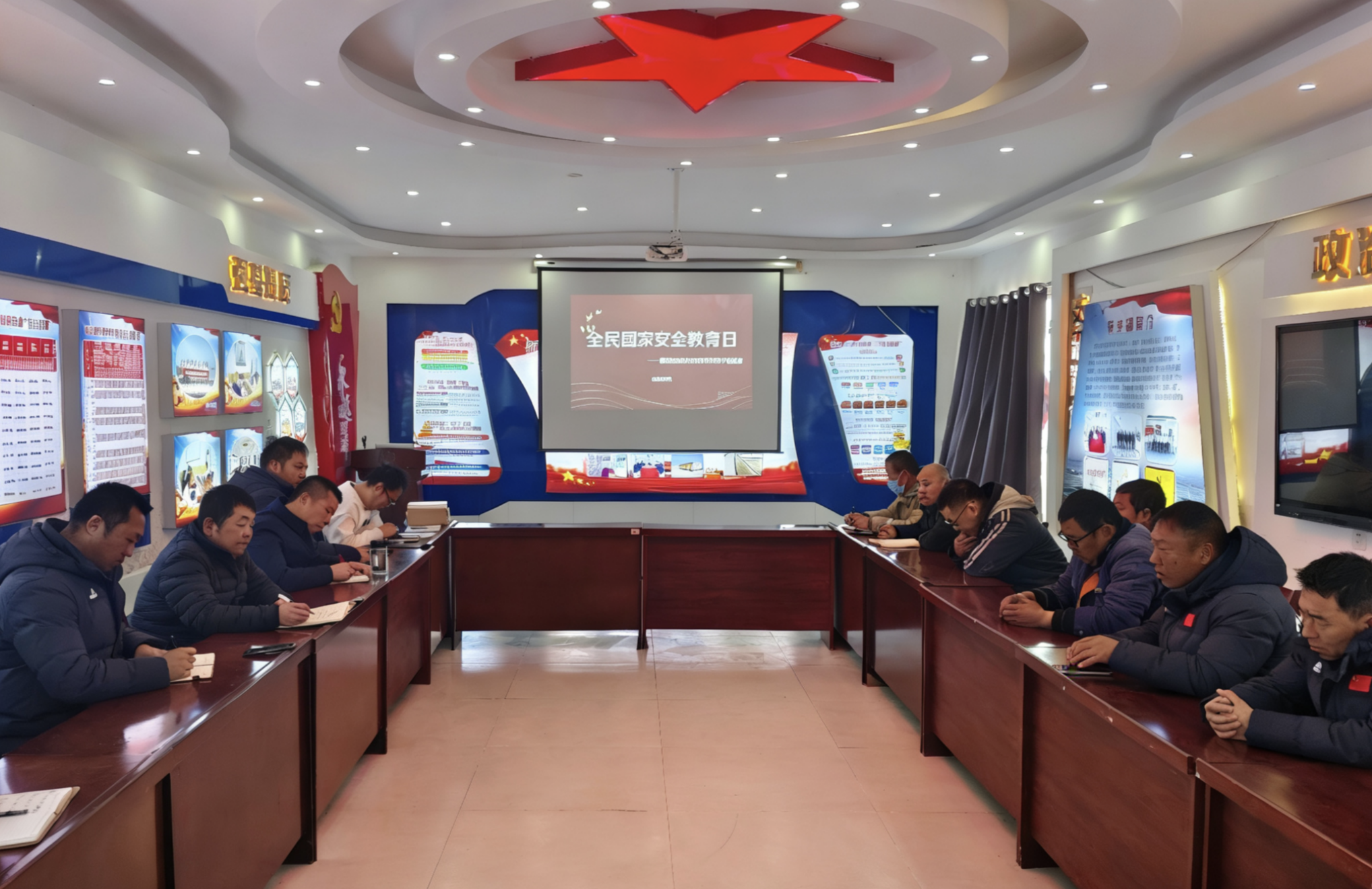 E2CC3292B68B554F69A5C528913ECE82